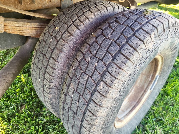 1999-ford-f350-image-26