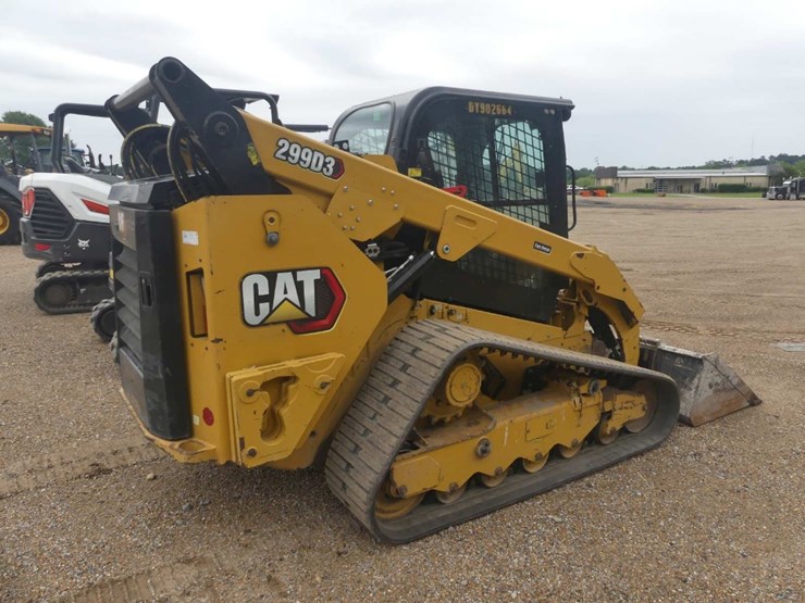 2020-caterpillar-299d3-image-3