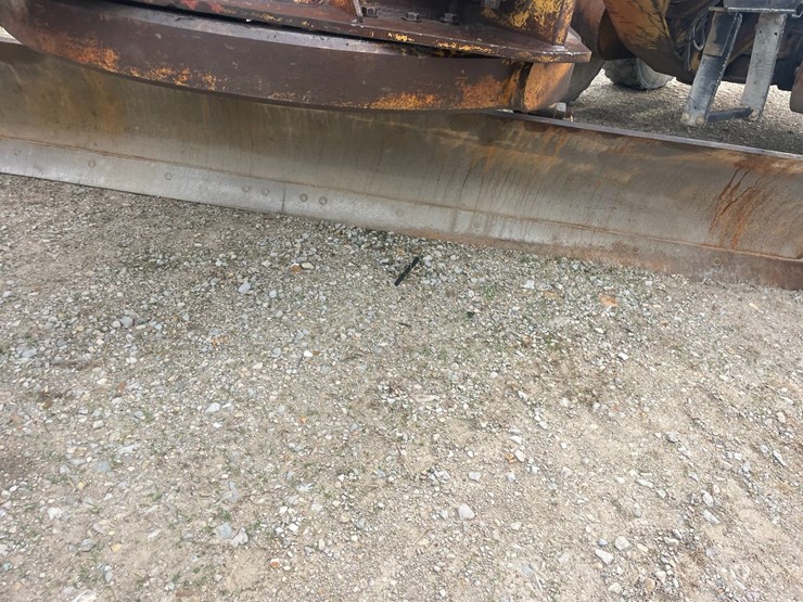caterpillar-12g-image-38