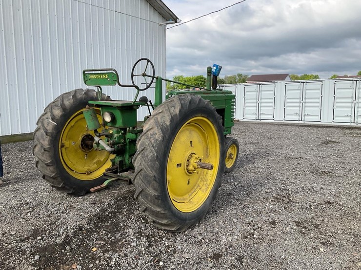 john-deere-b-image-36