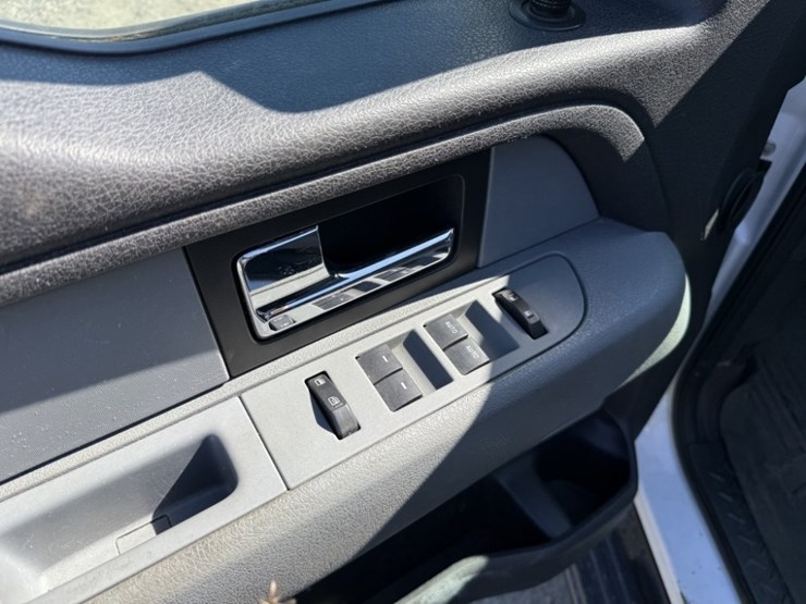 2014-ford-f150-image-28