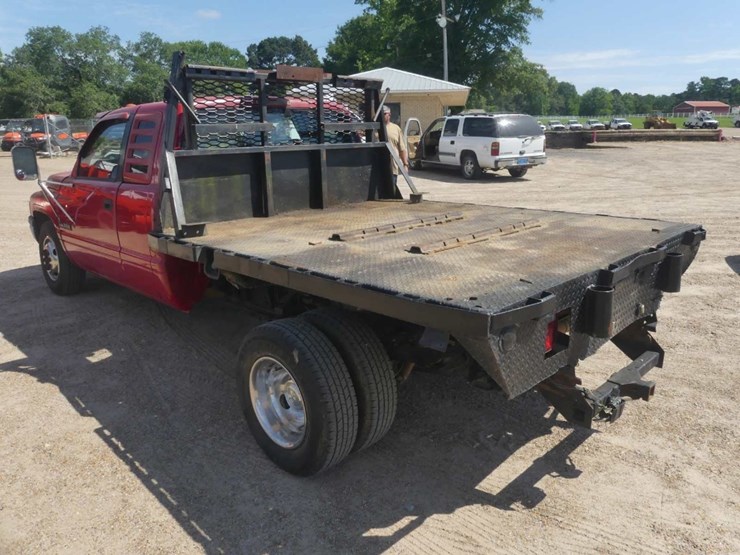 1999-dodge-ram-3500-image-4