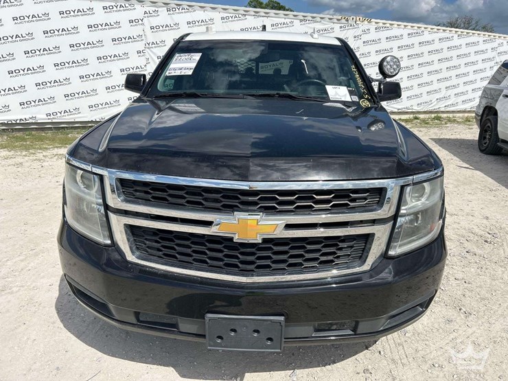 2019-chevrolet-tahoe-image-32
