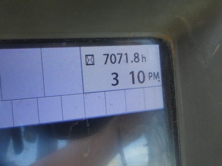 2014-deere-160g-lc-image-13