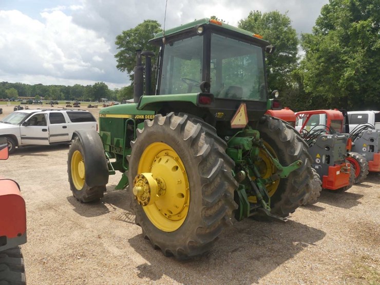 john-deere-4755-image-5