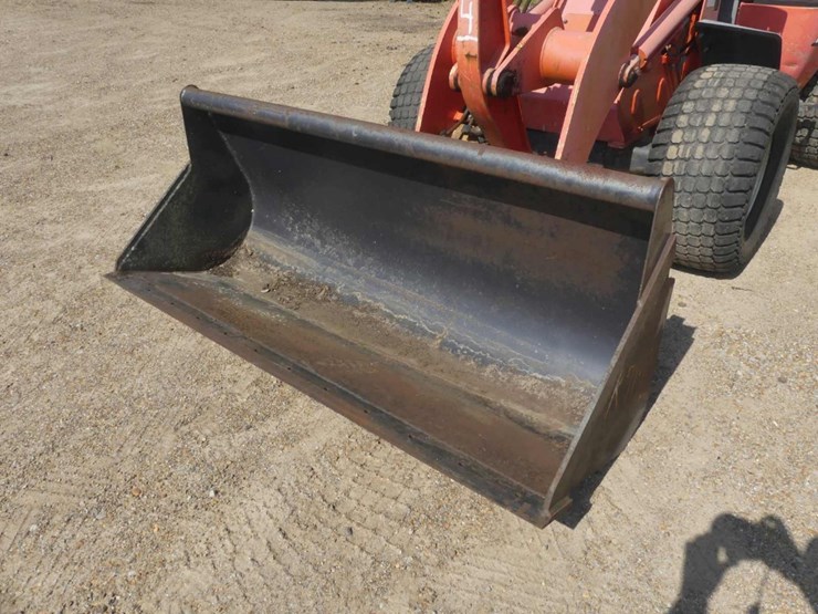 kubota-r520s-image-8