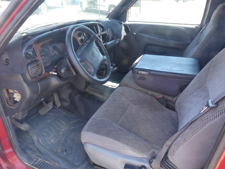 1999-dodge-ram-3500-image-6