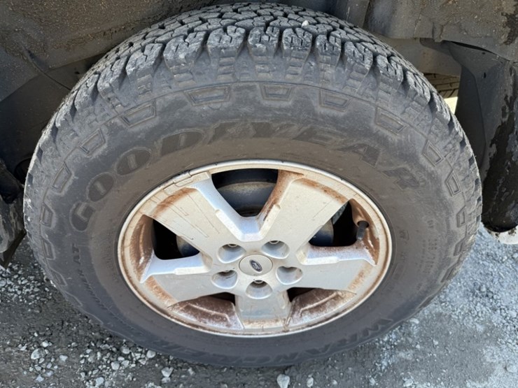 2012-ford-escape-image-18