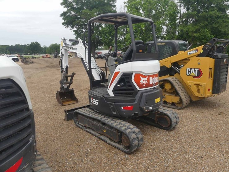 2022-bobcat-e26-image-4