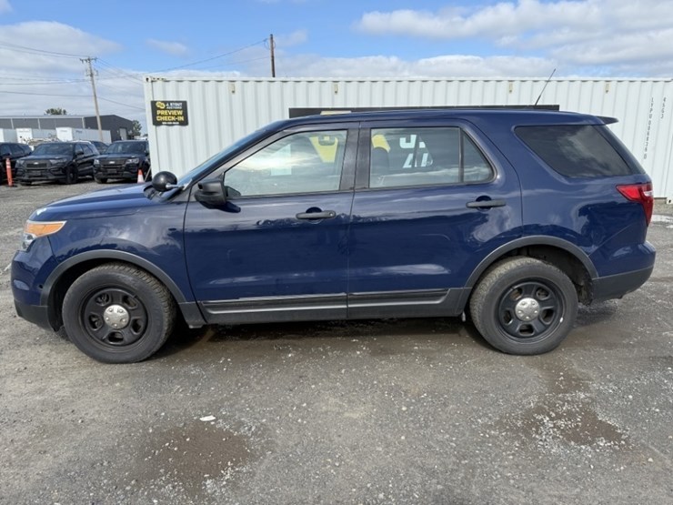2015-ford-explorer-image-7