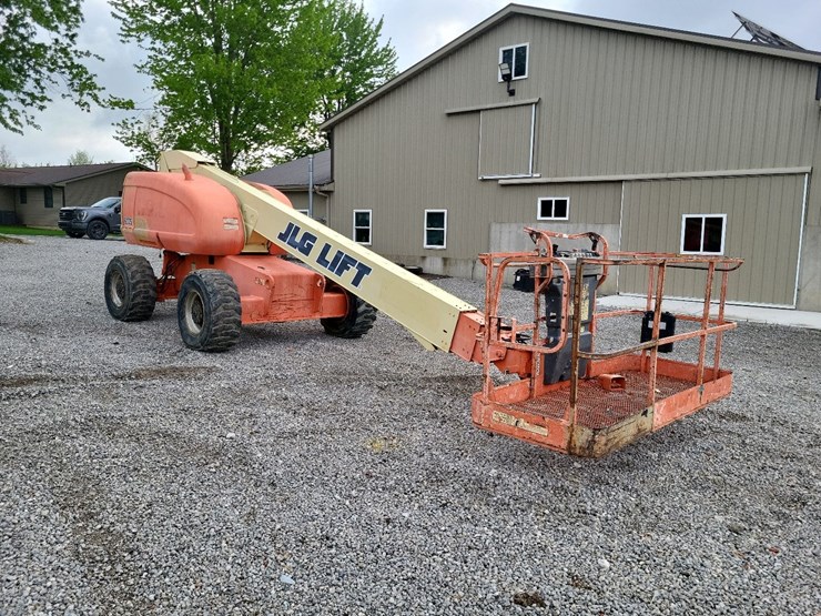 2000-jlg-600s-image-7