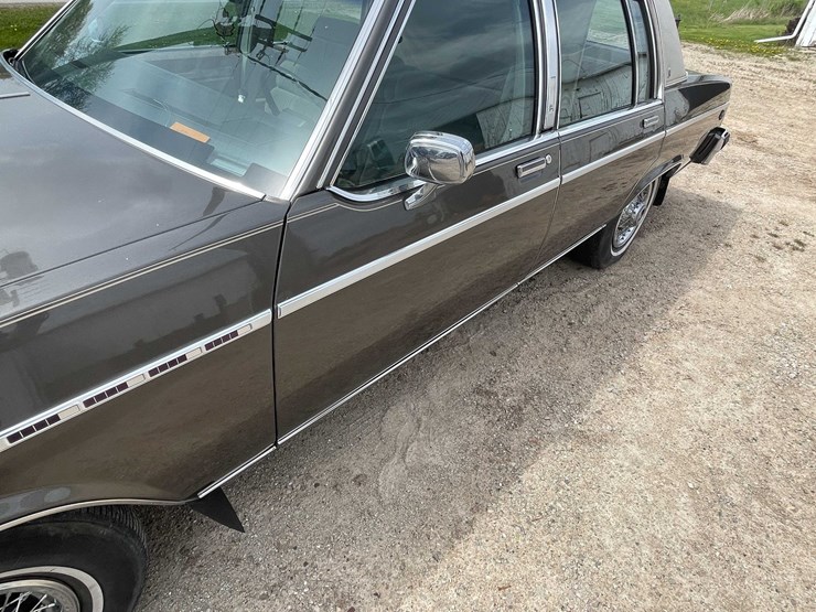 #140-•-1983-buick-park-avenue-(title-in-delay)-(kaukauna,-wi)-image-16