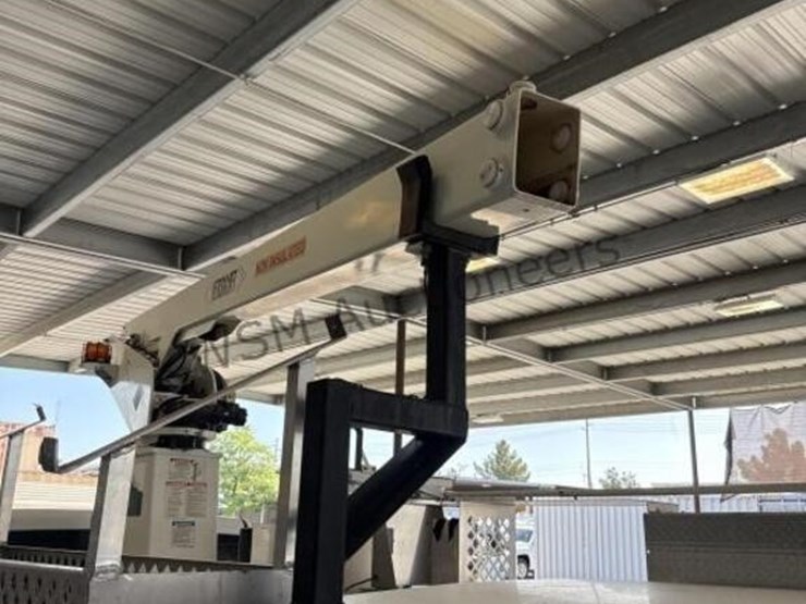 2015-ram-4500-bucket-truck-image-14