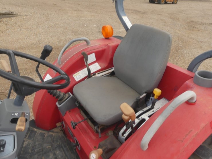 massey-ferguson-1540-image-12