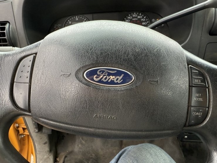 2007-ford-f350-image-31
