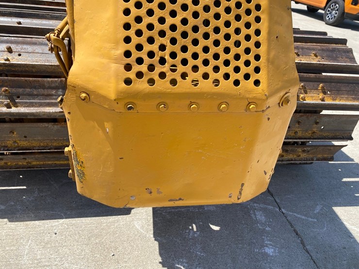 caterpillar-d4-image-7