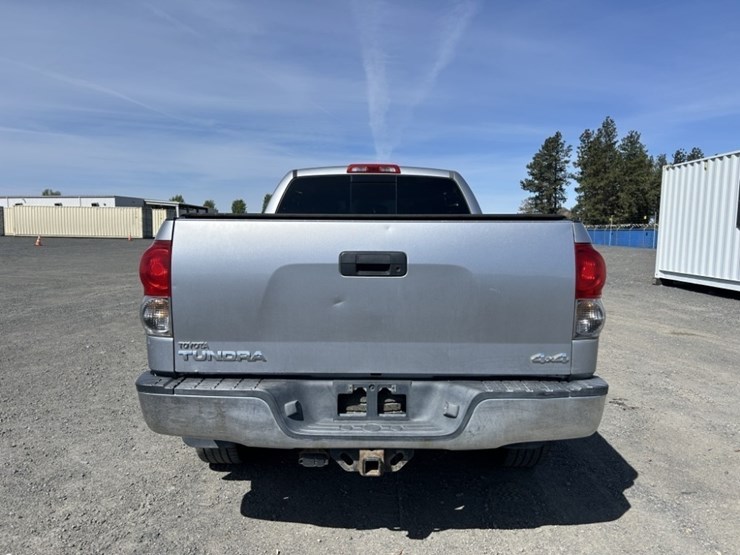 2007-toyota-tundra-sr5-image-4