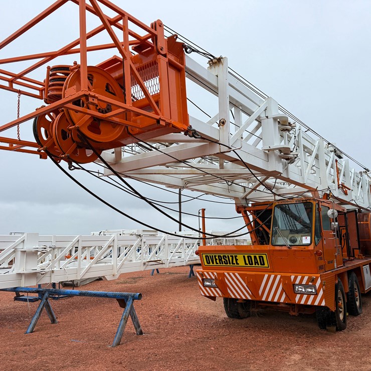 2006 TAYLOR C500 DD 104'-250K 5-AXLE WELL SERVICE WORKOVER RIG