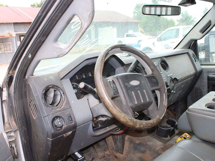2012-ford-f350-image-9