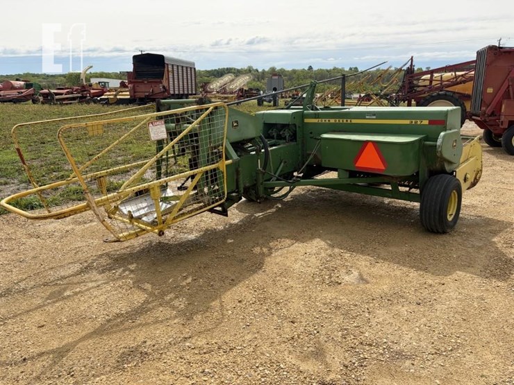john-deere-327-image-3