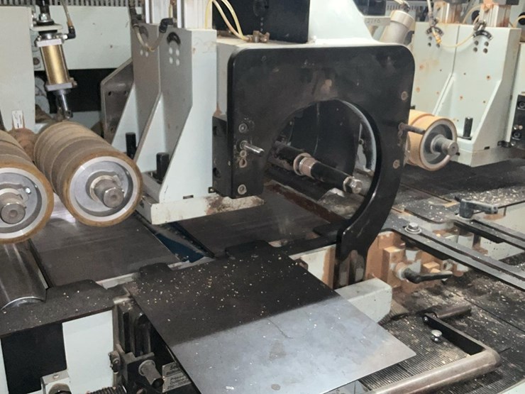 #130-•-2015-kentwood-m612hd-moulder-image-18