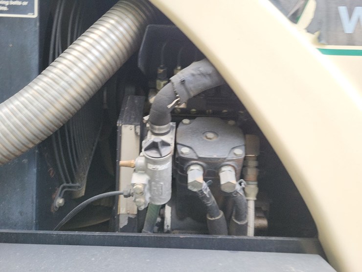 wilmar-7400-sprayer-image-41