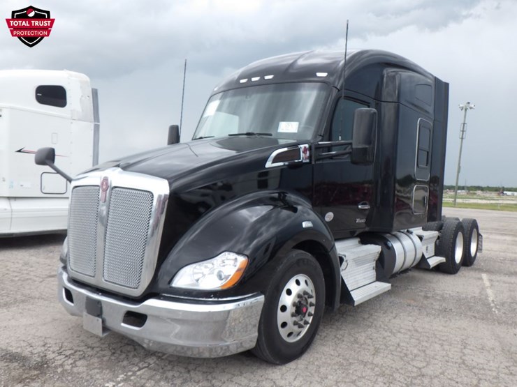 2022-kenworth-t680-image-1
