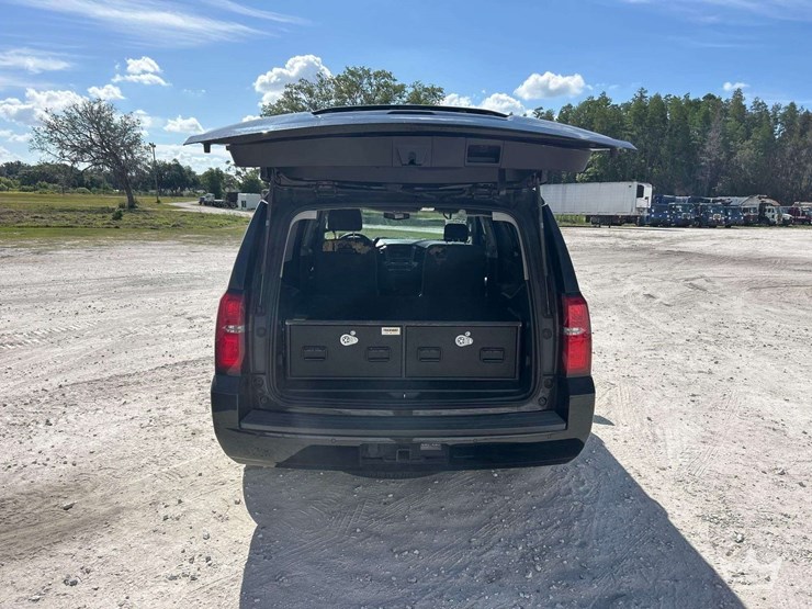 2019-chevrolet-tahoe-image-20