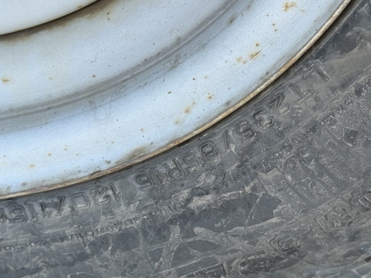 2002-ford-f250-xl-image-19