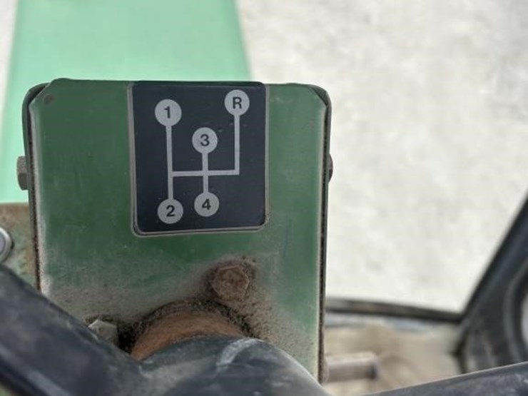 john-deere-6000-image-9