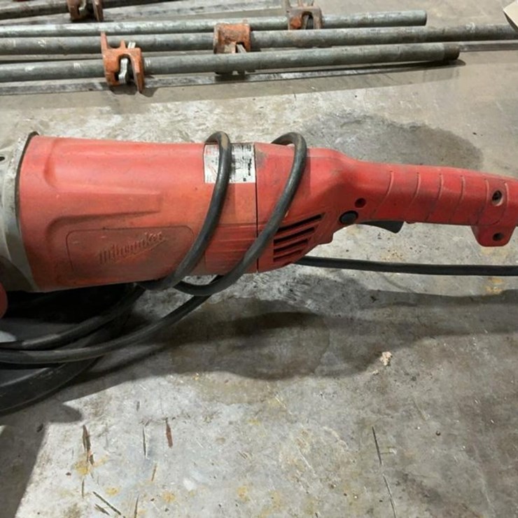 #103 • Milwaukee 9” Grinder