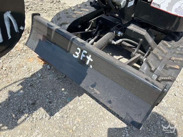 mini-excavator-image-19