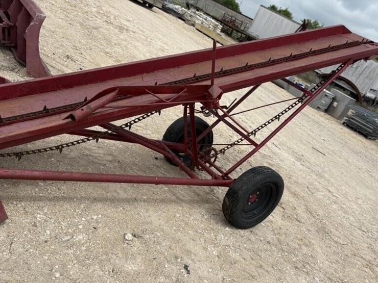 l3---square-bale-side-loader-image-3