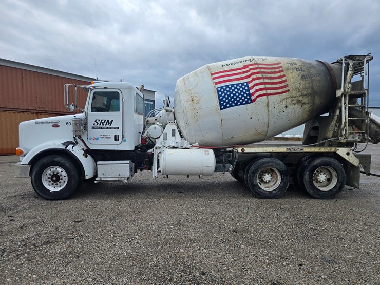 2009-peterbilt-365-image-6