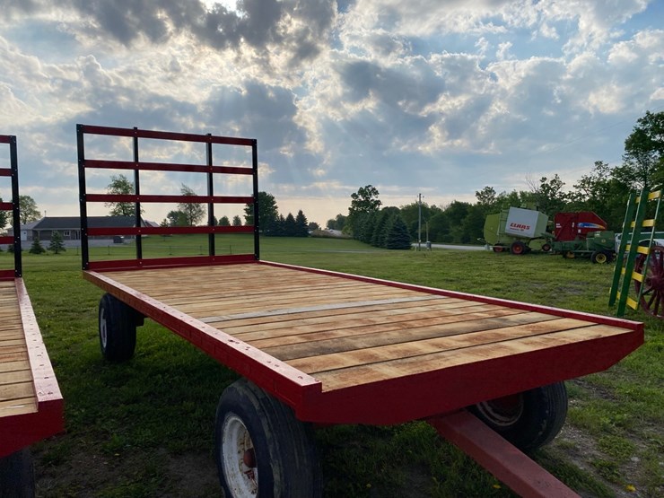 new---8’-x-18’-hay-wagon-with-gear-image-1