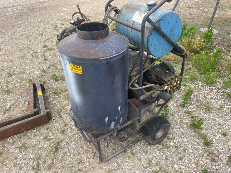 #40224-•-hot-water-pressure-washer-image-12