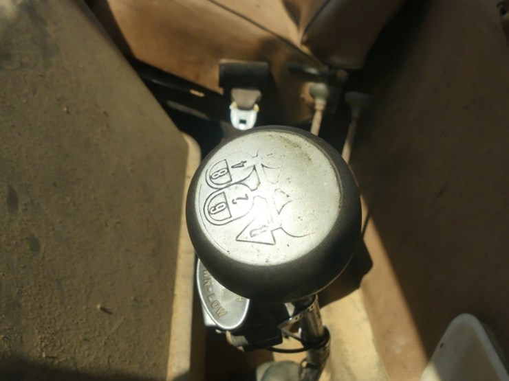 1984-international-s2200-image-16