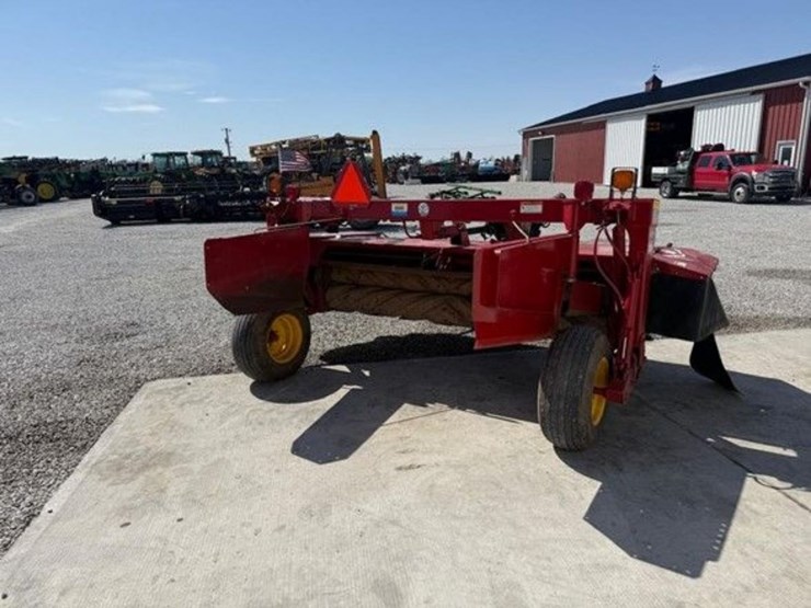 2015-new-holland-7230-discbine-image-44