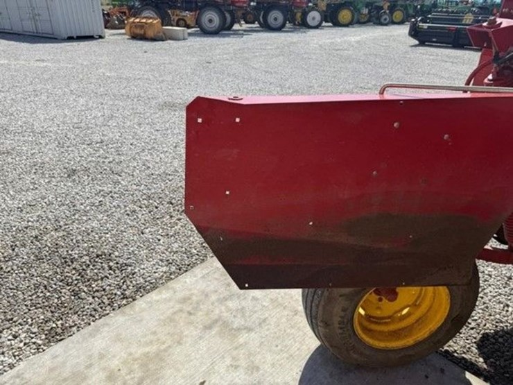 2015-new-holland-7230-discbine-image-14