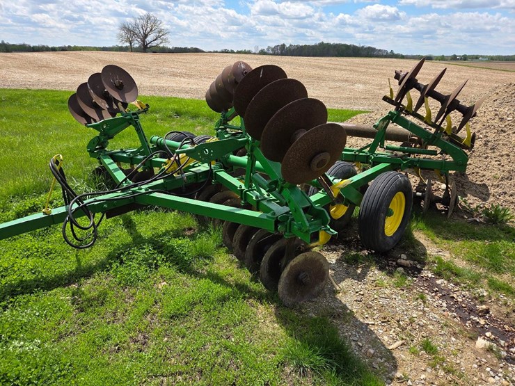13'-jd-disc-image-19