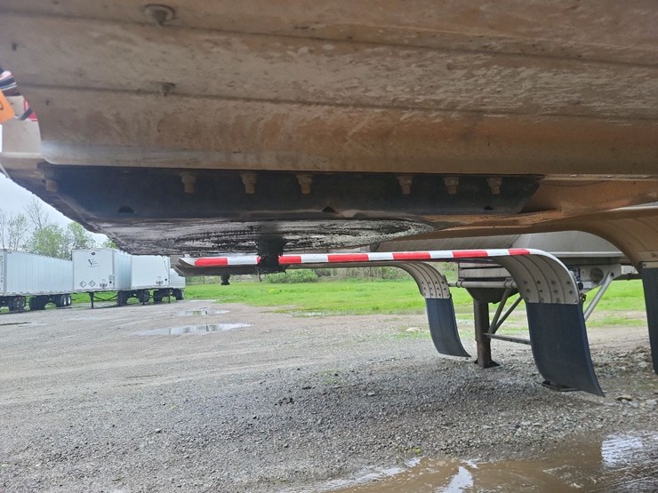 2012-brenner-8820-gallon-aluminum-tandem-axle-semi-tanker-trailer-image-41