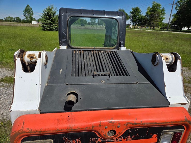 2013-bobcat-s630-image-11