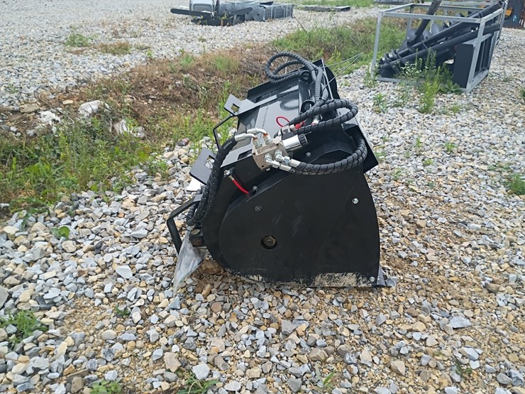 #24727-•-future-skid-steer-mixing-bucket-image-2