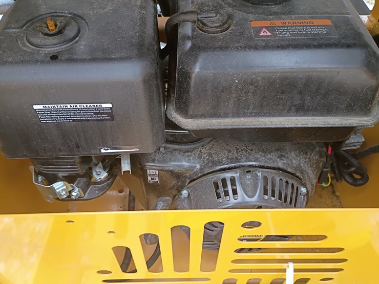 #24719-•-2025-ggma-gg385-mini-skid-steer-image-7