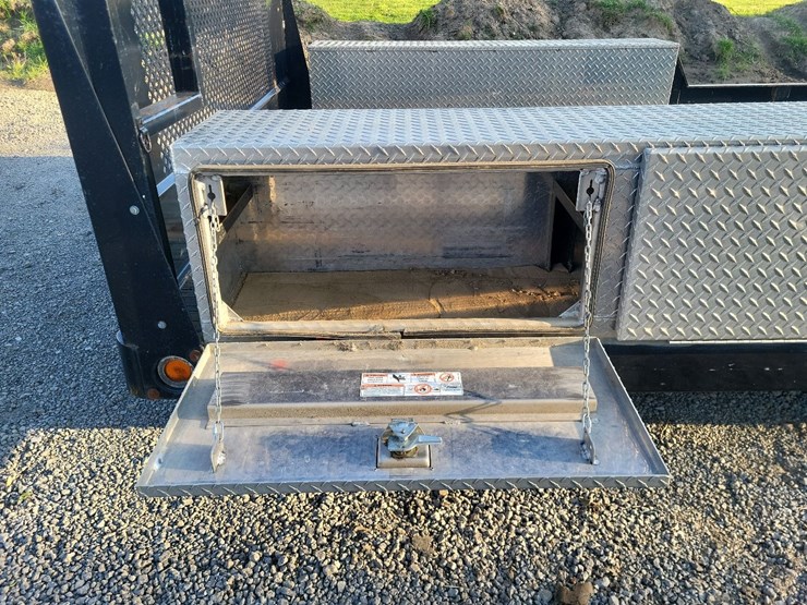 omaha-standard-flatbed-image-11