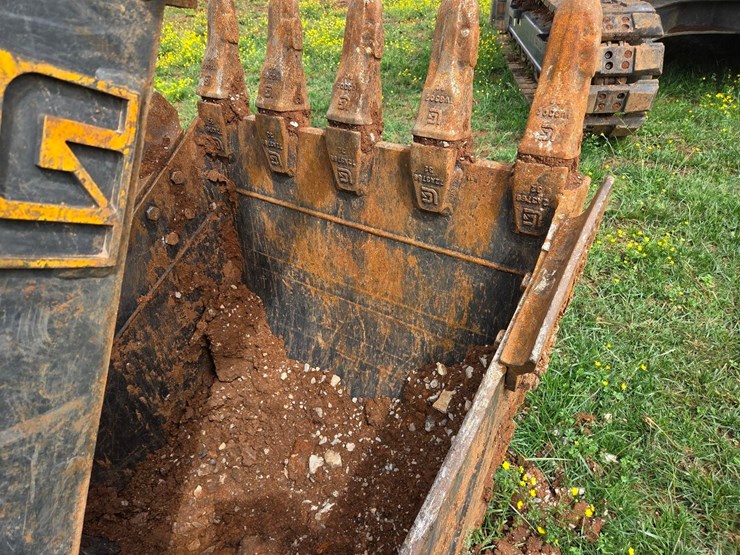 2022-liugong-excavator---only-318-hours-image-4
