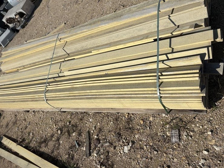 l4---bundle-of-non-wood-trim-image-1