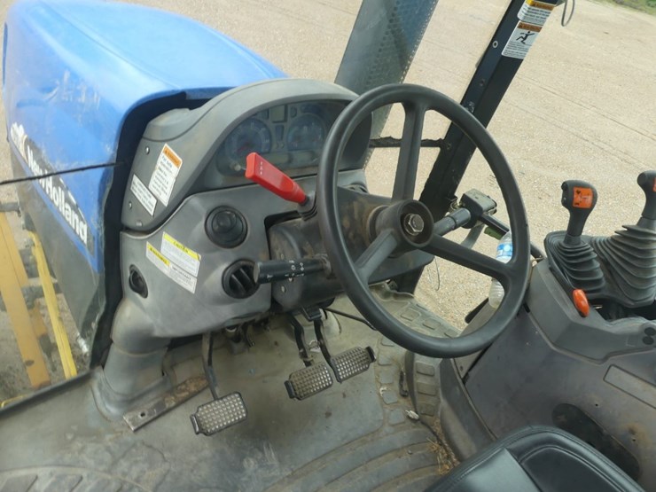 2006-new-holland-ts110a-image-13
