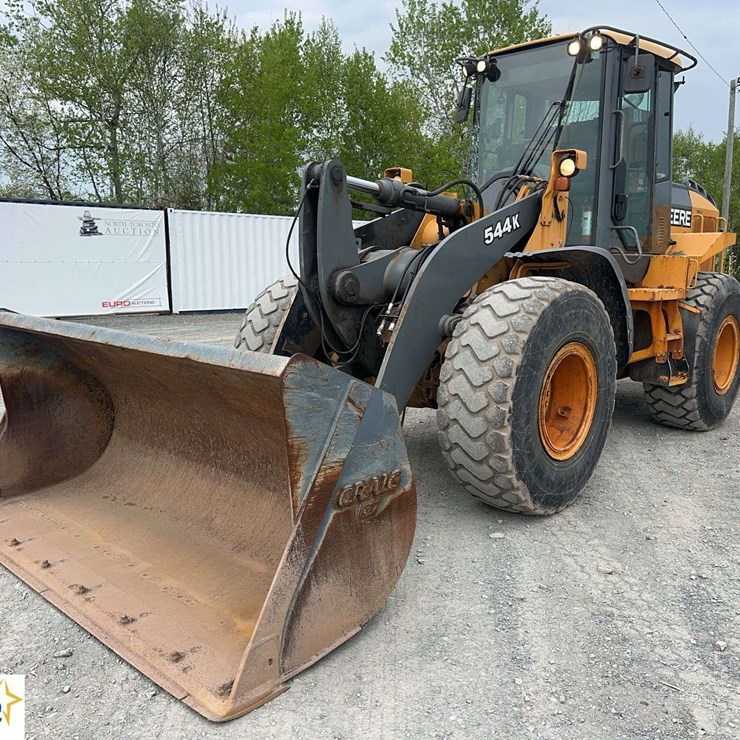 2011 DEERE 544K