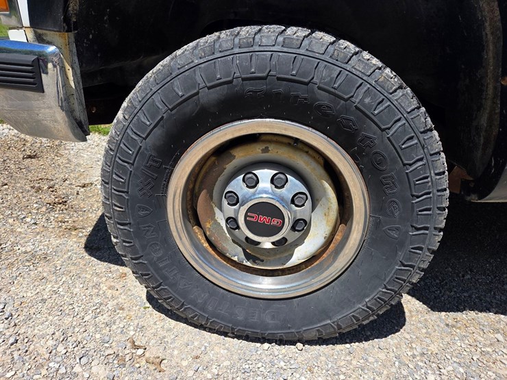 1991-gmc-2500-image-7